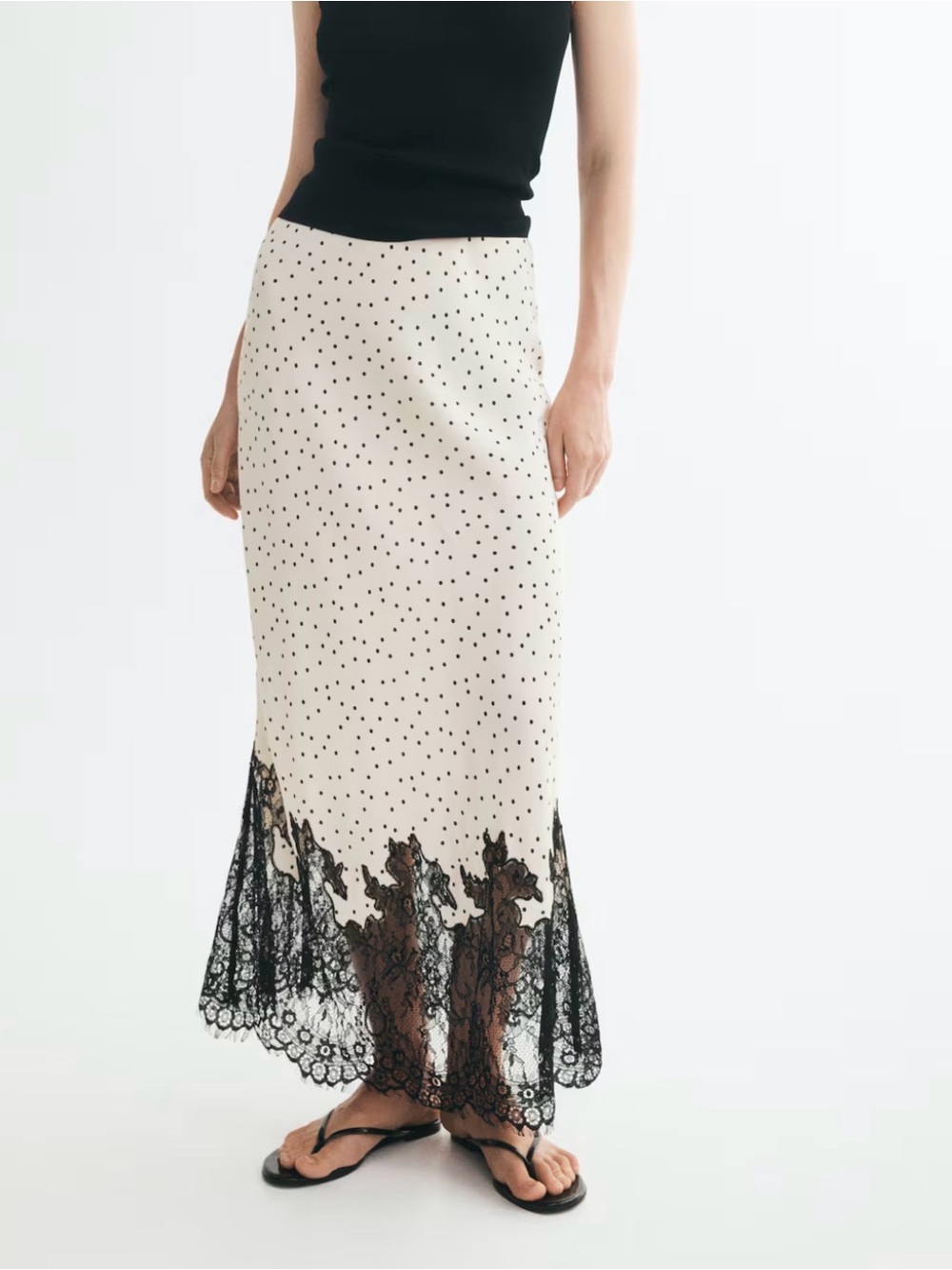 H&M Lace-trimmed polka dot skirt - Picture 3 of 5